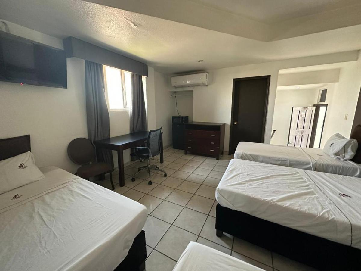 Hotel Don Quijote Mexicali Buitenkant foto
